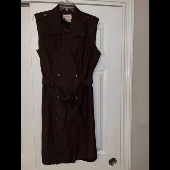 Maggy London Dresses & Skirts - Maggy London, Brown Double-Breasted Dress, Size 14